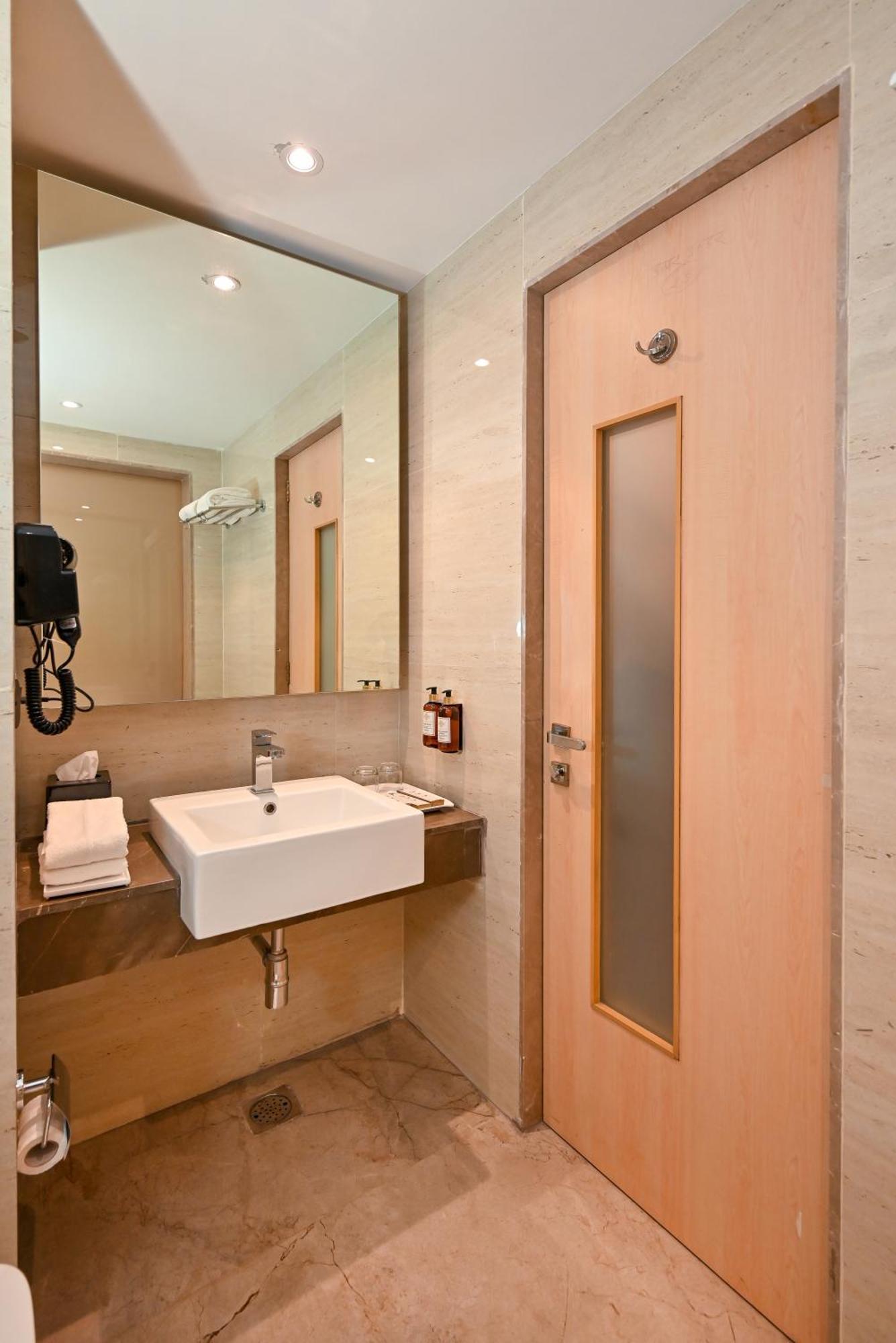 Maharaja Regency Satara Exterior foto