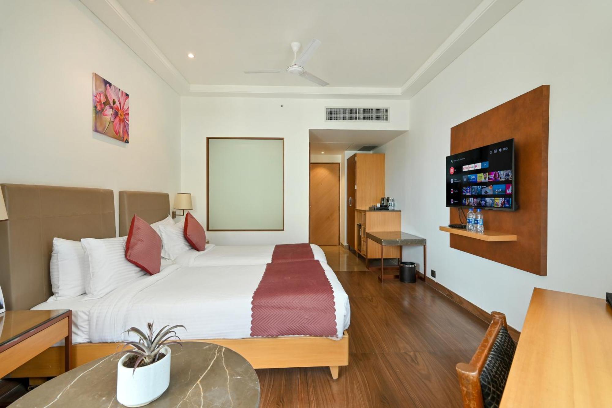 Maharaja Regency Satara Exterior foto
