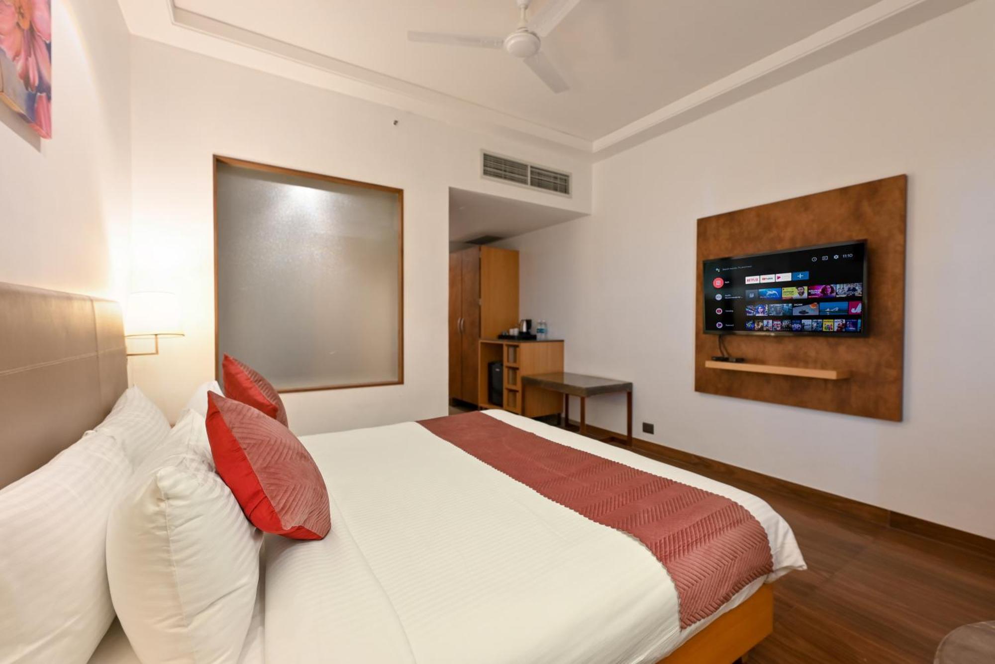 Maharaja Regency Satara Exterior foto