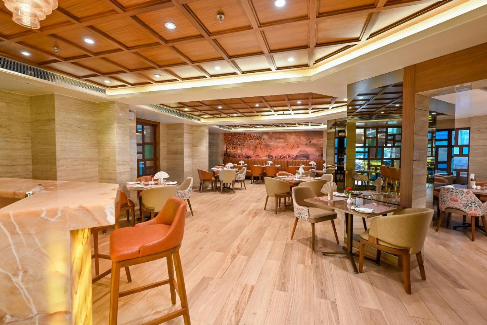 Maharaja Regency Satara Exterior foto